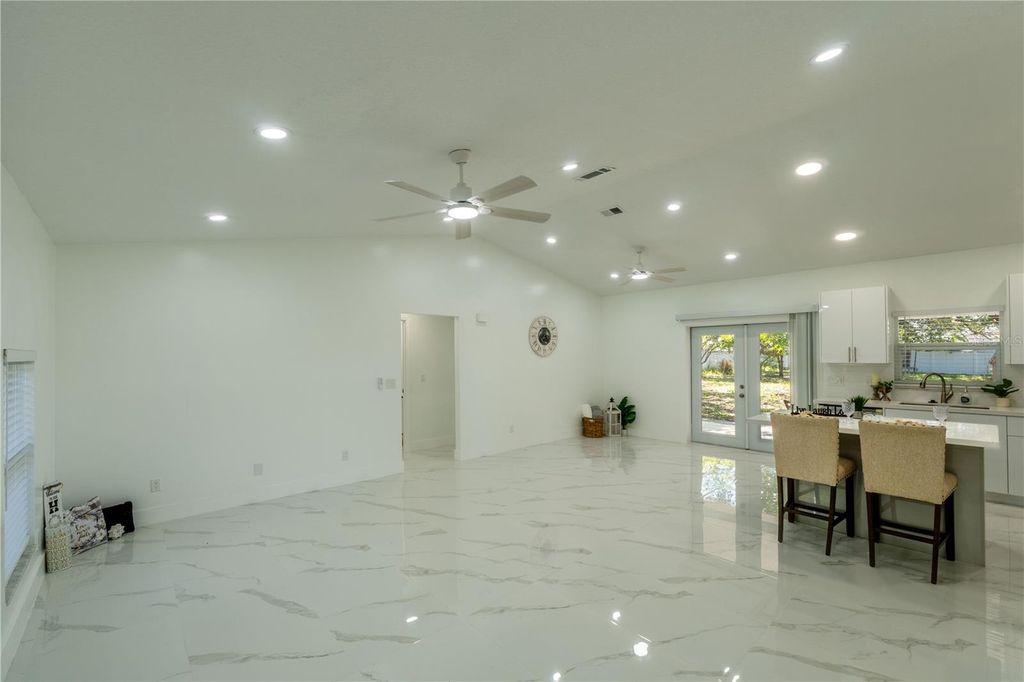 Image 14 of property listing at 5912 SW 111TH PLACE ROAD, Ocala, FL 34476