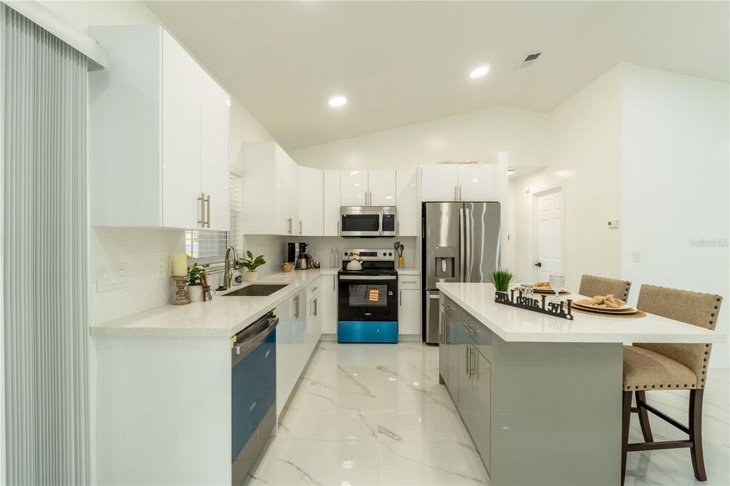 Image 17 of property listing at 5912 SW 111TH PLACE ROAD, Ocala, FL 34476