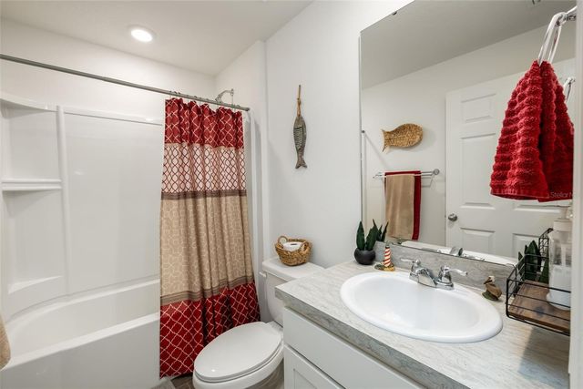 49 LLAMA TRAIL, Palm Coast, FL 32164