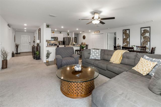 49 LLAMA TRAIL, Palm Coast, FL 32164