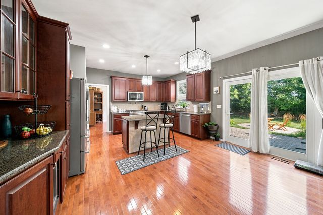37061 N Bonnie Brae Road, Lake Villa, IL 60046