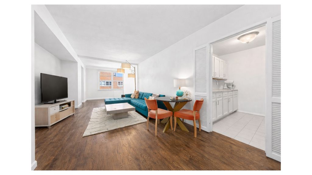 205 3rd Ave Apt 17L, New York City, NY 10003