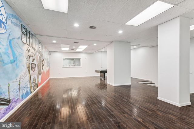 813 N 5TH ST, Philadelphia, PA 19123