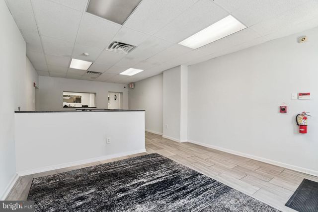 813 N 5TH ST, Philadelphia, PA 19123
