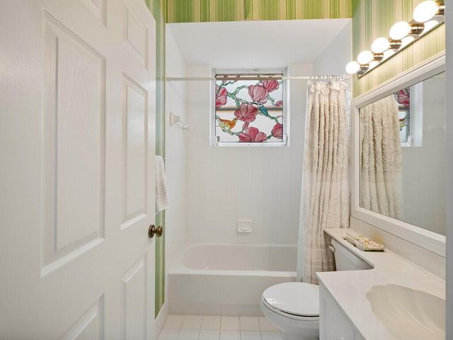 8501 Golden Cypress Court, Lake Worth, FL 33467