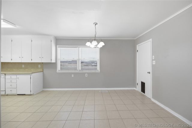 204 N Grant Street, Bixby, OK 74008