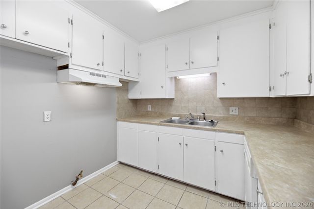 204 N Grant Street, Bixby, OK 74008