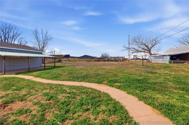 204 N Grant Street, Bixby, OK 74008