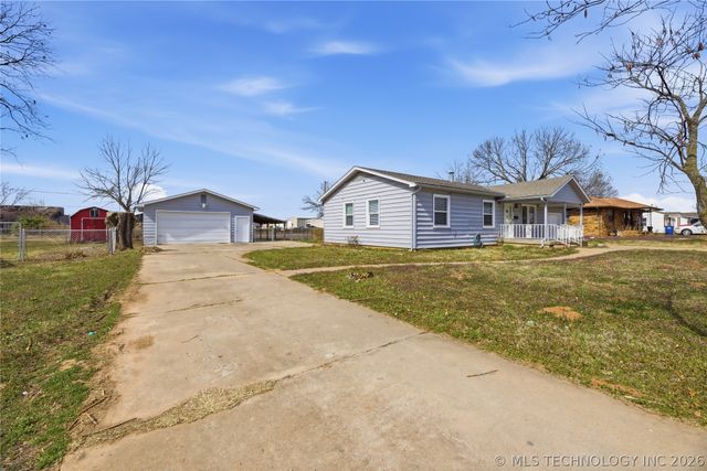 204 N Grant Street, Bixby, OK 74008