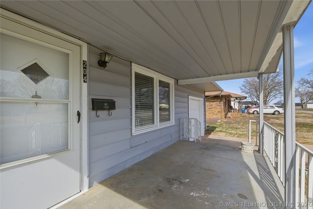 204 N Grant Street, Bixby, OK 74008