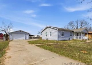 204 N Grant Street, Bixby, OK 74008