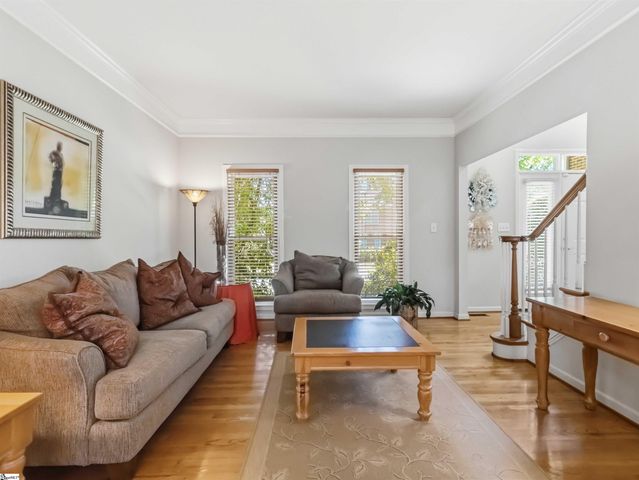 109 E Hypericum Lane, Greenville, SC 29615