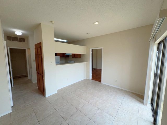 7900 Bissonnet Street C14, Houston, TX 77074