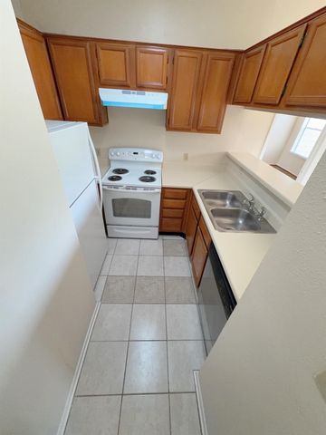 7900 Bissonnet Street C14, Houston, TX 77074