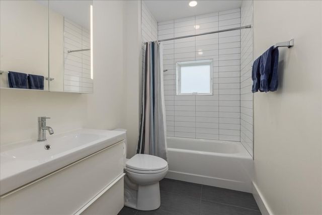 38 Colonial 2, Boston, MA 02124