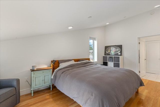 38 Colonial 2, Boston, MA 02124