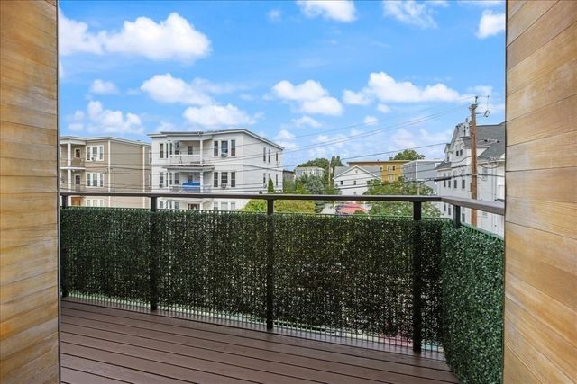 38 Colonial 2, Boston, MA 02124