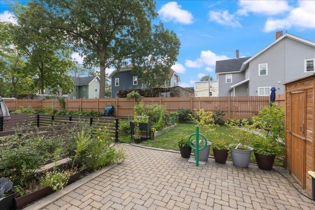 38 Colonial 2, Boston, MA 02124