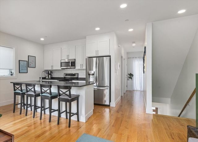 38 Colonial 2, Boston, MA 02124
