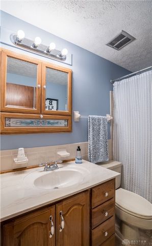 4030 Gateway Drive, Englewood, OH 45322