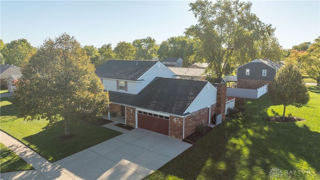 4030 Gateway Drive, Englewood, OH 45322