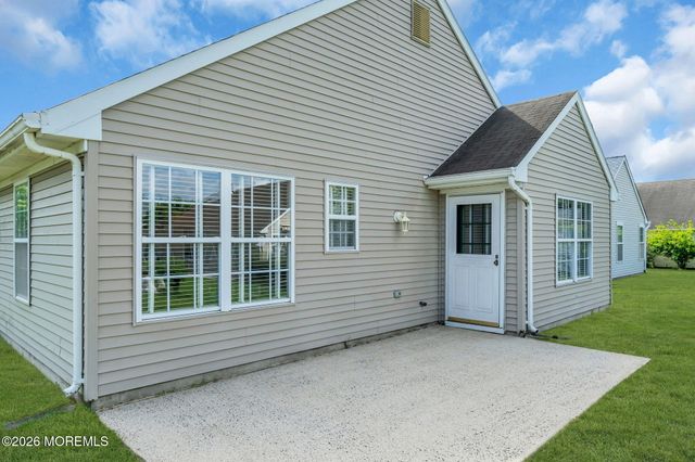 3178 Dillon Lane, Toms River, NJ 08755