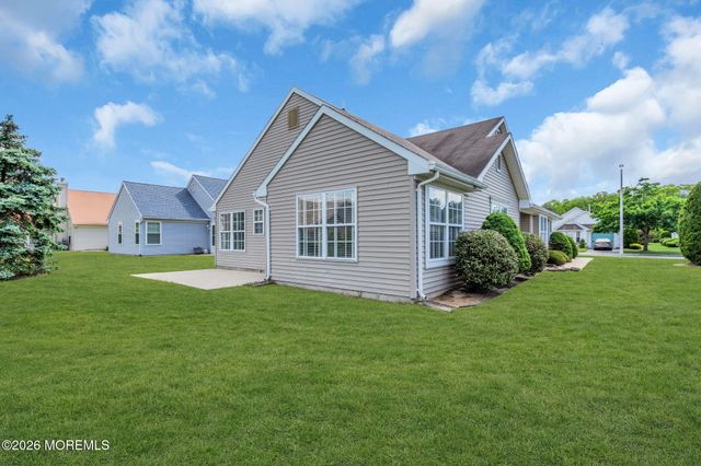 3178 Dillon Lane, Toms River, NJ 08755
