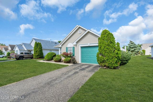 3178 Dillon Lane, Toms River, NJ 08755