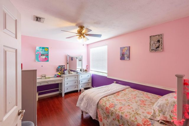 15157 Oak Chase Court, Wellington, FL 33414