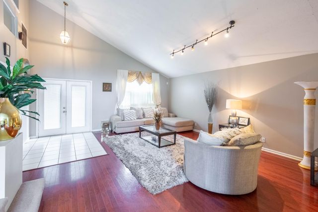 15157 Oak Chase Court, Wellington, FL 33414