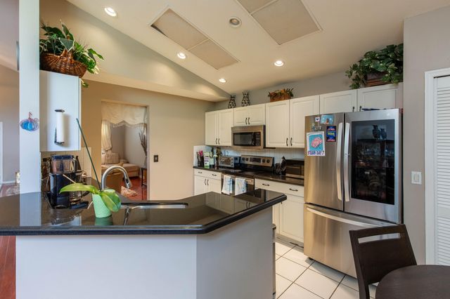 15157 Oak Chase Court, Wellington, FL 33414