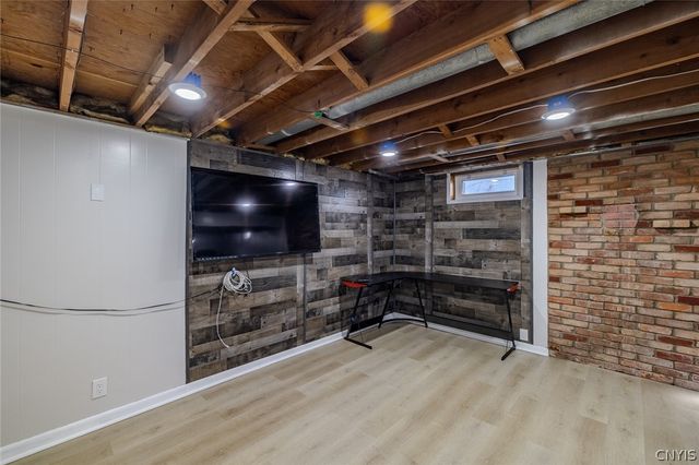 100 Sunset Drive, Manlius, NY 13057