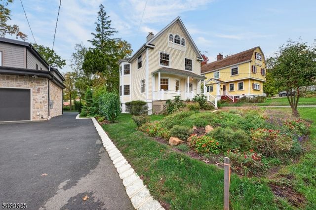58 Mountain Ave, Millburn Twp., NJ 07041