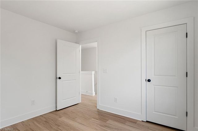 106 Indian Wells Court, Harmony, NC 28634