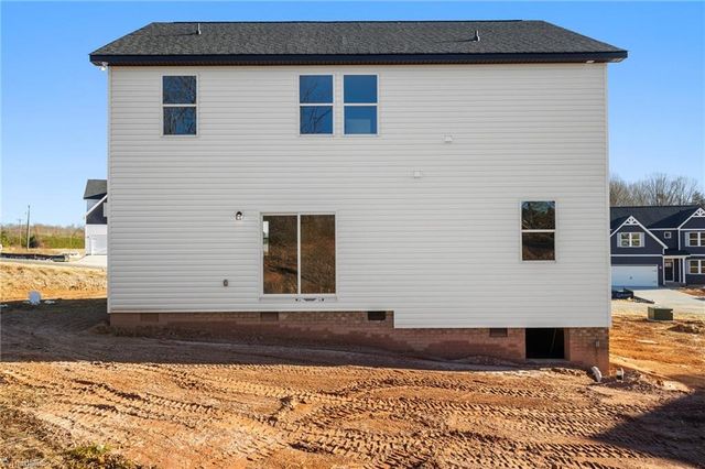 106 Indian Wells Court, Harmony, NC 28634