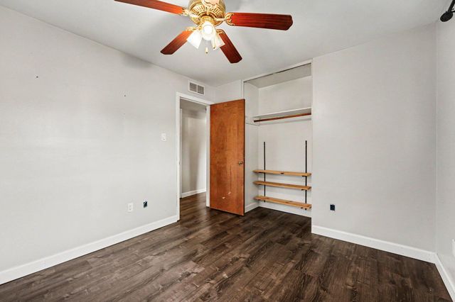28083 Stuart Avenue, Southfield City, MI 48076
