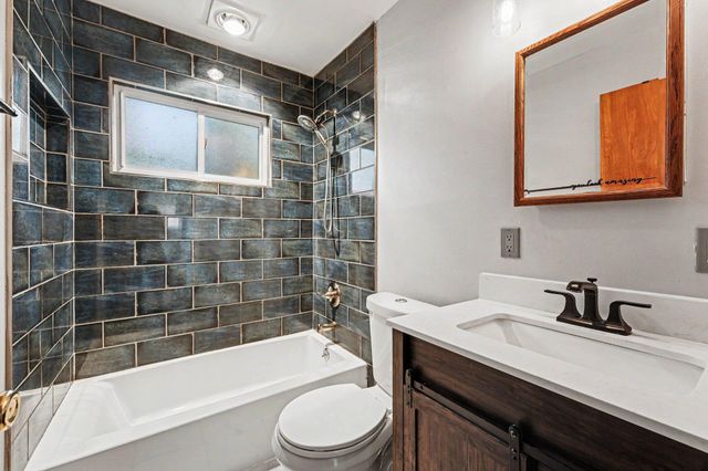 28083 Stuart Avenue, Southfield City, MI 48076