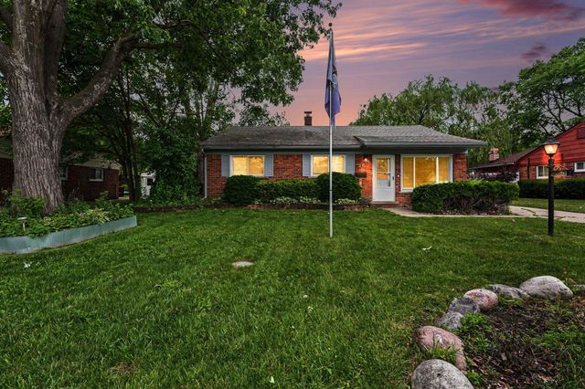 28083 Stuart Avenue, Southfield City, MI 48076