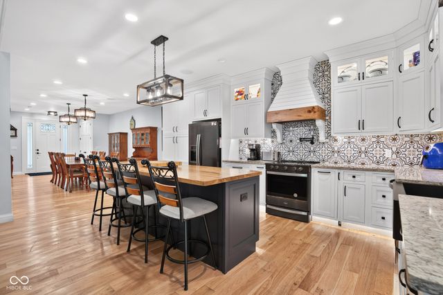 716 S Oak Street, Rockville, IN 47872