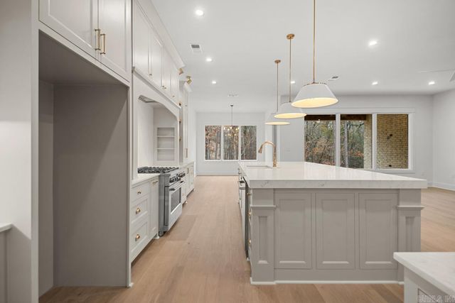 16 Calion Drive, Little Rock, AR 72223