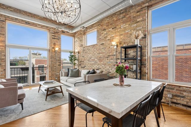 2117 W Belmont Avenue 4, Chicago, IL 60618