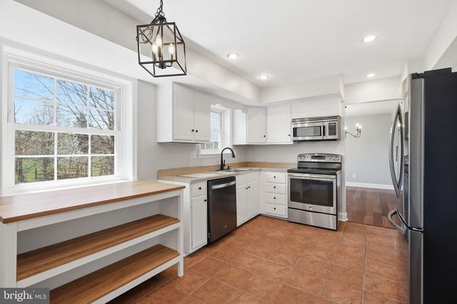 508 CARMARTHEN DR, Exton, PA 19341