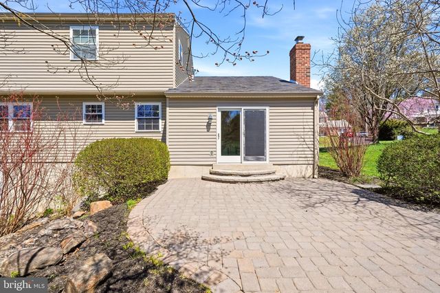 508 CARMARTHEN DR, Exton, PA 19341