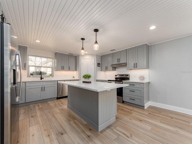 1241 S HERCULES AVENUE, Clearwater, FL 33764