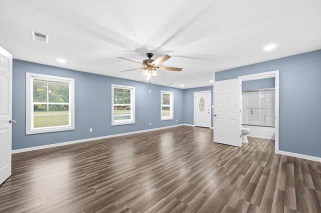 9509 MERRILL DR, Millington, TN 38053