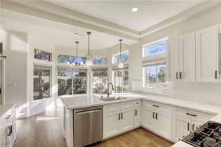 9800 Villa Ridge Drive, Las Vegas, NV 89134