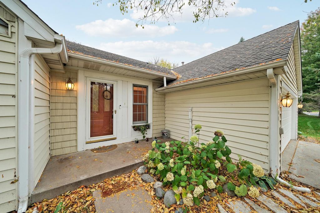 8544 Sycamore Lane N, Maple Grove, MN 55369 — photo 5