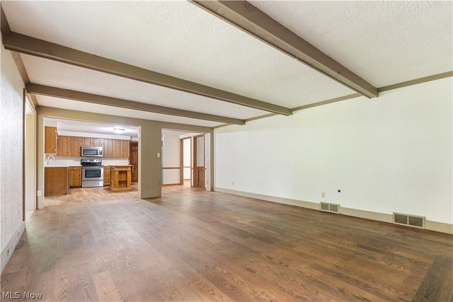 5787 Eastview Street, Louisville, OH 44641