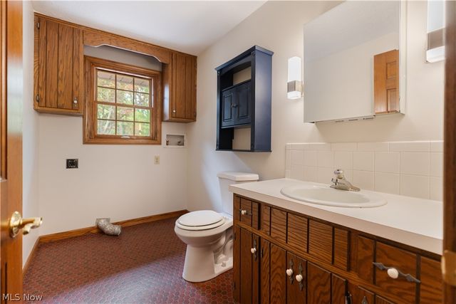 5787 Eastview Street, Louisville, OH 44641