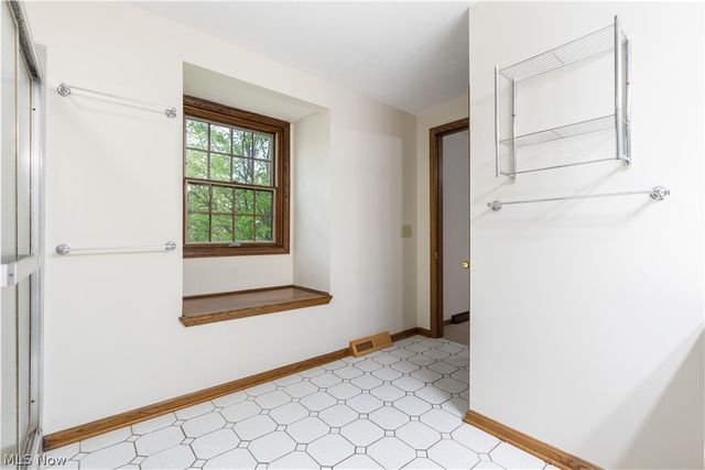 5787 Eastview Street, Louisville, OH 44641